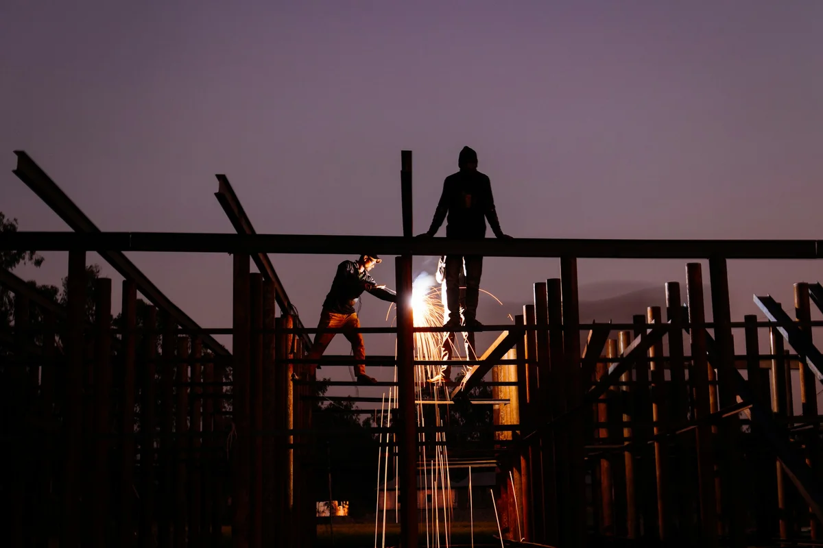 Construction Contract Management Services